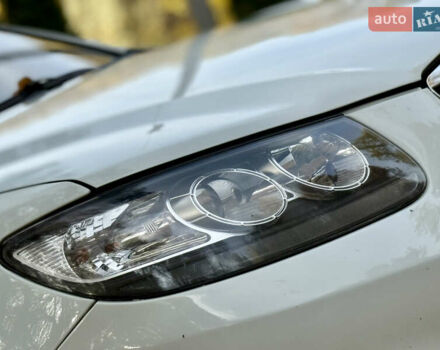 Белый Хендай Санта Фе, объемом двигателя 2.2 л и пробегом 218 тыс. км за 12450 $, фото 14 на Automoto.ua