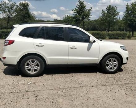 Белый Хендай Санта Фе, объемом двигателя 2.2 л и пробегом 109 тыс. км за 14300 $, фото 1 на Automoto.ua