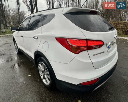 Белый Хендай Санта Фе, объемом двигателя 2.2 л и пробегом 120 тыс. км за 16500 $, фото 7 на Automoto.ua