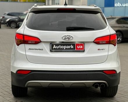 Білий Хендай Санта Фе, об'ємом двигуна 2 л та пробігом 209 тис. км за 14980 $, фото 7 на Automoto.ua