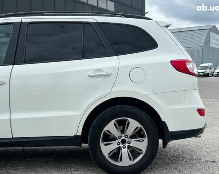 Хендай Санта Фе 2012 в Львове на Automoto.ua Белый Хендай Санта Фе, объемом двигателя 2.2 л и пробегом 218 тыс. км за 11590 $, фото 4 на Automoto.ua