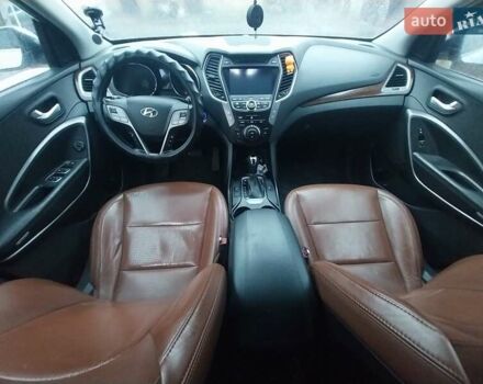 Білий Хендай Санта Фе, об'ємом двигуна 2 л та пробігом 191 тис. км за 12000 $, фото 12 на Automoto.ua