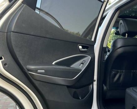 Білий Хендай Санта Фе, об'ємом двигуна 2.2 л та пробігом 190 тис. км за 17500 $, фото 12 на Automoto.ua