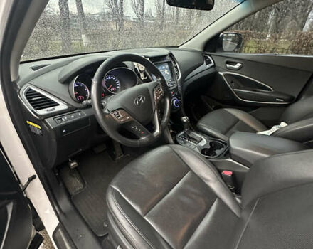 Белый Хендай Санта Фе, объемом двигателя 2.2 л и пробегом 120 тыс. км за 16500 $, фото 12 на Automoto.ua