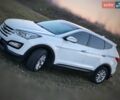 Белый Хендай Санта Фе, объемом двигателя 2.36 л и пробегом 150 тыс. км за 15000 $, фото 1 на Automoto.ua