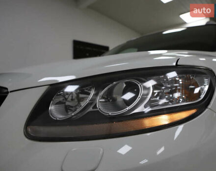 Белый Хендай Санта Фе, объемом двигателя 2.2 л и пробегом 245 тыс. км за 14900 $, фото 16 на Automoto.ua