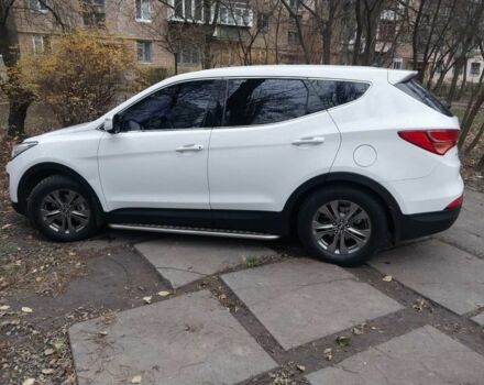 Белый Хендай Санта Фе, объемом двигателя 2.2 л и пробегом 160 тыс. км за 16000 $, фото 1 на Automoto.ua