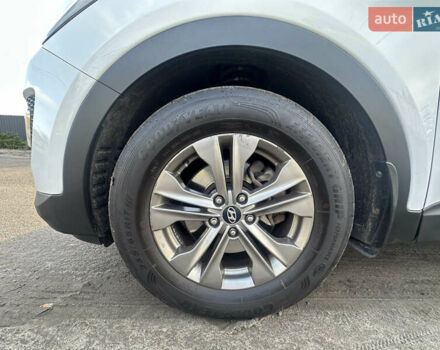 Белый Хендай Санта Фе, объемом двигателя 2.2 л и пробегом 123 тыс. км за 17300 $, фото 26 на Automoto.ua