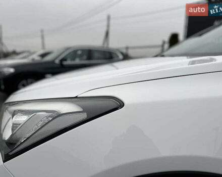 Білий Хендай Санта Фе, об'ємом двигуна 2.2 л та пробігом 124 тис. км за 18700 $, фото 35 на Automoto.ua