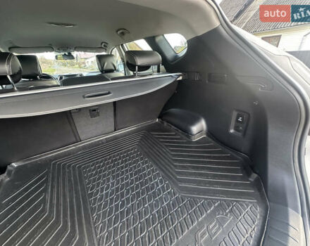 Белый Хендай Санта Фе, объемом двигателя 2.2 л и пробегом 123 тыс. км за 17300 $, фото 31 на Automoto.ua