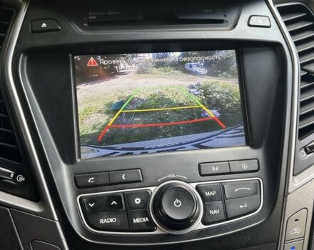 Хендай Санта Фе 2013 в Черновцах на Automoto.ua Белый Хендай Санта Фе, объемом двигателя 2.2 л и пробегом 235 тыс. км за 12432 $, фото 11 на Automoto.ua