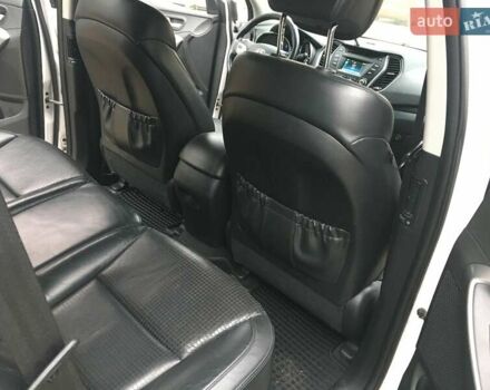 Белый Хендай Санта Фе, объемом двигателя 2.2 л и пробегом 160 тыс. км за 19900 $, фото 31 на Automoto.ua