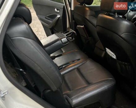 Белый Хендай Санта Фе, объемом двигателя 2.2 л и пробегом 235 тыс. км за 14622 $, фото 29 на Automoto.ua