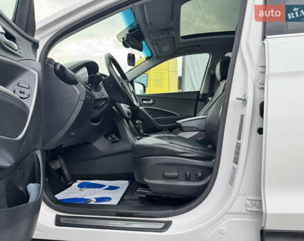 Білий Хендай Санта Фе, об'ємом двигуна 2.2 л та пробігом 185 тис. км за 17800 $, фото 18 на Automoto.ua