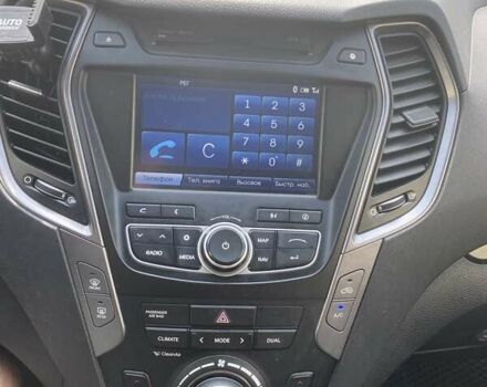 Белый Хендай Санта Фе, объемом двигателя 2.2 л и пробегом 214 тыс. км за 23000 $, фото 14 на Automoto.ua