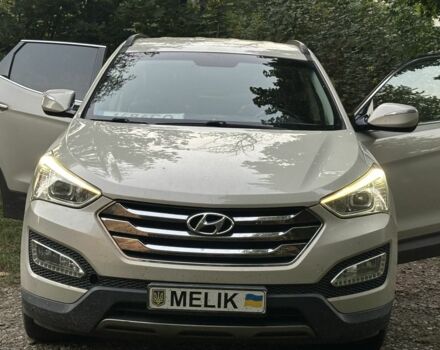 Хендай Санта Фе 2013 в Черновцах на Automoto.ua Белый Хендай Санта Фе, объемом двигателя 2.2 л и пробегом 235 тыс. км за 12432 $, фото 4 на Automoto.ua