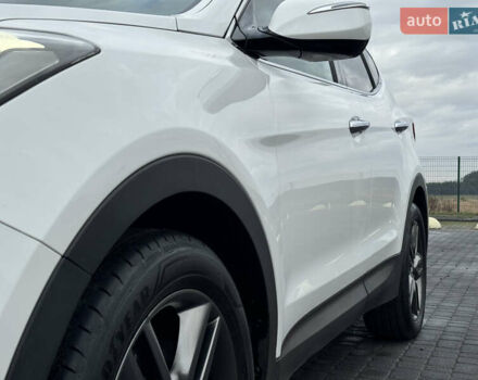 Білий Хендай Санта Фе, об'ємом двигуна 2.2 л та пробігом 185 тис. км за 17800 $, фото 13 на Automoto.ua