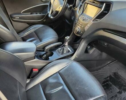 Белый Хендай Санта Фе, объемом двигателя 2.2 л и пробегом 250 тыс. км за 14150 $, фото 7 на Automoto.ua