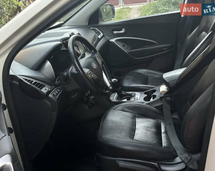 Белый Хендай Санта Фе, объемом двигателя 2.2 л и пробегом 235 тыс. км за 14622 $, фото 19 на Automoto.ua