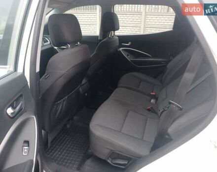 Белый Хендай Санта Фе, объемом двигателя 2.2 л и пробегом 124 тыс. км за 16500 $, фото 19 на Automoto.ua