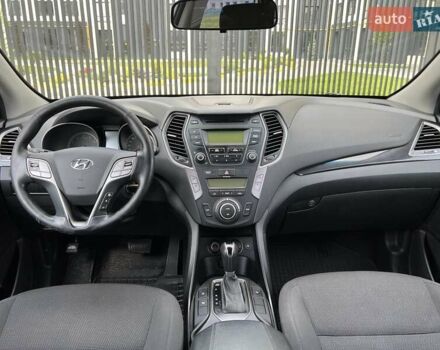 Білий Хендай Санта Фе, об'ємом двигуна 2.36 л та пробігом 249 тис. км за 14950 $, фото 8 на Automoto.ua