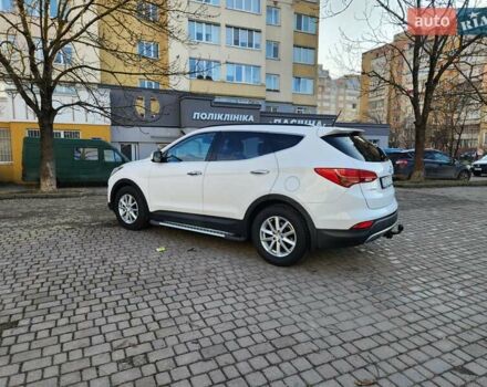 Белый Хендай Санта Фе, объемом двигателя 2.2 л и пробегом 250 тыс. км за 14150 $, фото 2 на Automoto.ua