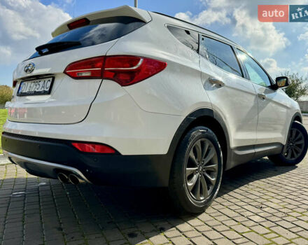 Белый Хендай Санта Фе, объемом двигателя 2 л и пробегом 185 тыс. км за 13500 $, фото 7 на Automoto.ua