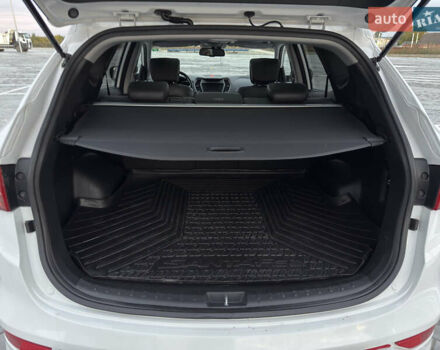 Белый Хендай Санта Фе, объемом двигателя 2.2 л и пробегом 184 тыс. км за 17399 $, фото 20 на Automoto.ua