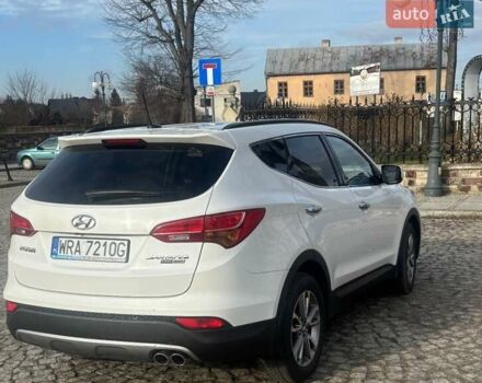 Белый Хендай Санта Фе, объемом двигателя 2.2 л и пробегом 135 тыс. км за 8600 $, фото 2 на Automoto.ua