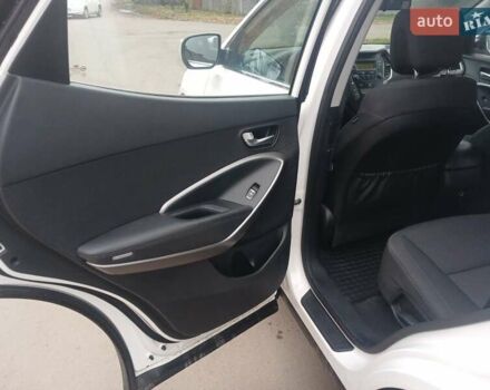 Белый Хендай Санта Фе, объемом двигателя 2.2 л и пробегом 124 тыс. км за 16500 $, фото 20 на Automoto.ua