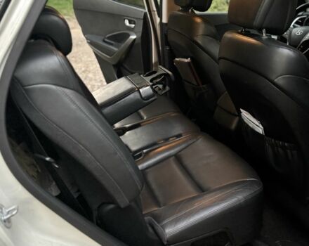 Хендай Санта Фе 2013 в Черновцах на Automoto.ua Белый Хендай Санта Фе, объемом двигателя 2.2 л и пробегом 235 тыс. км за 12432 $, фото 20 на Automoto.ua