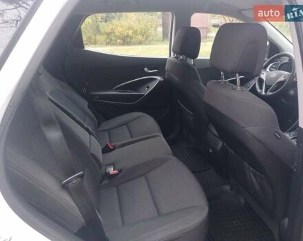 Белый Хендай Санта Фе, объемом двигателя 2.2 л и пробегом 124 тыс. км за 16500 $, фото 21 на Automoto.ua