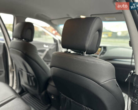 Білий Хендай Санта Фе, об'ємом двигуна 2.2 л та пробігом 124 тис. км за 18700 $, фото 69 на Automoto.ua