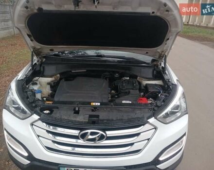 Белый Хендай Санта Фе, объемом двигателя 2.2 л и пробегом 124 тыс. км за 16500 $, фото 28 на Automoto.ua