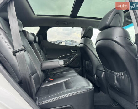 Білий Хендай Санта Фе, об'ємом двигуна 2.2 л та пробігом 185 тис. км за 17800 $, фото 36 на Automoto.ua