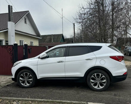 Белый Хендай Санта Фе, объемом двигателя 2.36 л и пробегом 193 тыс. км за 16800 $, фото 4 на Automoto.ua