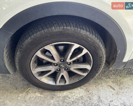 Белый Хендай Санта Фе, объемом двигателя 2.2 л и пробегом 235 тыс. км за 14622 $, фото 43 на Automoto.ua