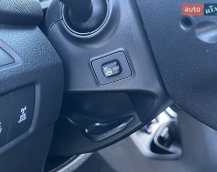 Білий Хендай Санта Фе, об'ємом двигуна 2.2 л та пробігом 160 тис. км за 17900 $, фото 60 на Automoto.ua