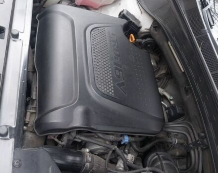 Белый Хендай Санта Фе, объемом двигателя 2.2 л и пробегом 160 тыс. км за 16000 $, фото 3 на Automoto.ua