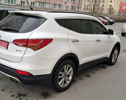 Белый Хендай Санта Фе, объемом двигателя 2 л и пробегом 183 тыс. км за 17300 $, фото 5 на Automoto.ua