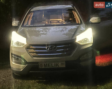Белый Хендай Санта Фе, объемом двигателя 2.2 л и пробегом 235 тыс. км за 14622 $, фото 42 на Automoto.ua