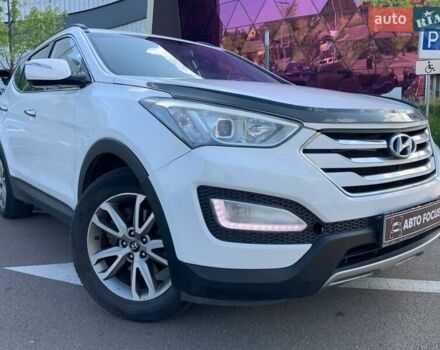 Білий Хендай Санта Фе, об'ємом двигуна 2.36 л та пробігом 260 тис. км за 11990 $, фото 3 на Automoto.ua