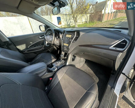 Белый Хендай Санта Фе, объемом двигателя 2.2 л и пробегом 123 тыс. км за 17300 $, фото 47 на Automoto.ua