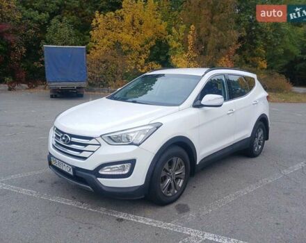 Хендай Санта Фе 2013 в Полтаве на Automoto.ua Белый Хендай Санта Фе, объемом двигателя 2.2 л и пробегом 123 тыс. км за 16999 $, фото 4 на Automoto.ua