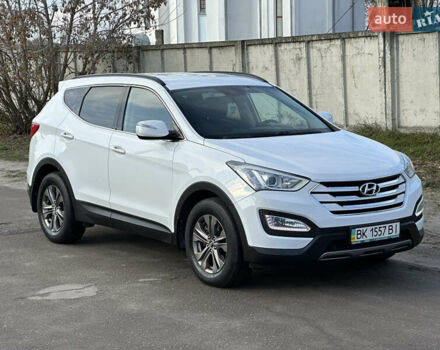 Белый Хендай Санта Фе, объемом двигателя 2.2 л и пробегом 123 тыс. км за 17300 $, фото 3 на Automoto.ua