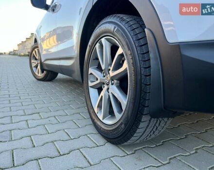 Білий Хендай Санта Фе, об'ємом двигуна 2.2 л та пробігом 160 тис. км за 17900 $, фото 23 на Automoto.ua