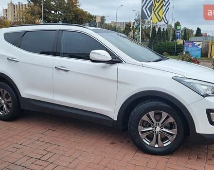Белый Хендай Санта Фе, объемом двигателя 2.2 л и пробегом 235 тыс. км за 15500 $, фото 7 на Automoto.ua