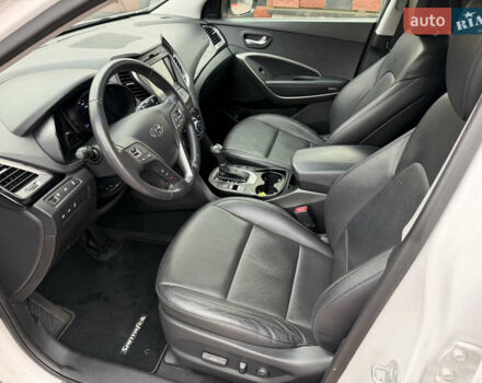 Белый Хендай Санта Фе, объемом двигателя 2.2 л и пробегом 203 тыс. км за 17800 $, фото 70 на Automoto.ua