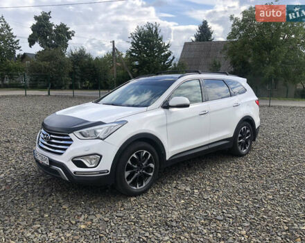 Белый Хендай Санта Фе, объемом двигателя 2.2 л и пробегом 209 тыс. км за 18500 $, фото 1 на Automoto.ua