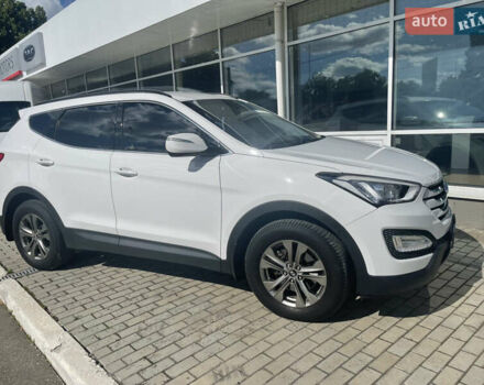 Белый Хендай Санта Фе, объемом двигателя 2.2 л и пробегом 140 тыс. км за 18300 $, фото 7 на Automoto.ua